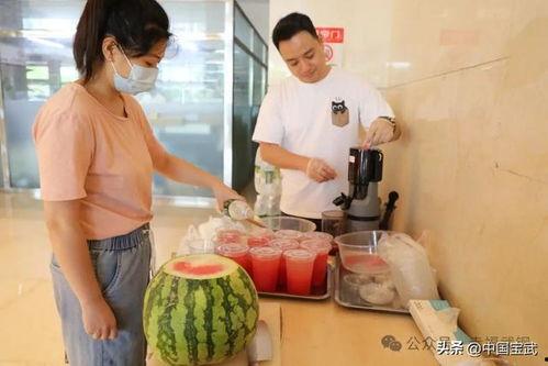 近期热门吃瓜事件是哪人,XX明星卷入最新吃瓜事件