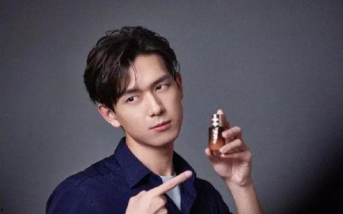 亲爱明星网红是谁,亲爱明星网红背后的故事