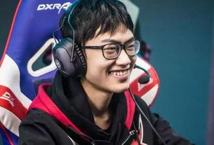 吃瓜爆料一位男主播,揭秘某男主播的幕后故事