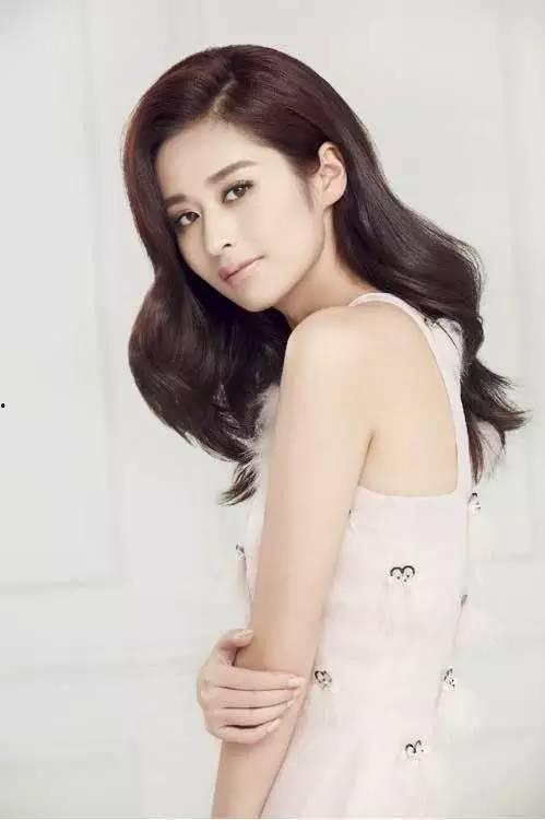 苏薇娱乐圈吃瓜系统小说,娱乐圈吃瓜系统，从幕后小透明到顶级流量女王