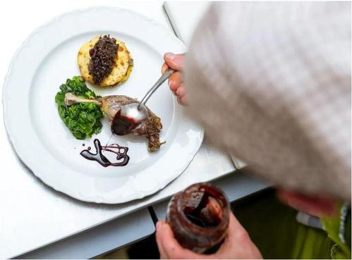 吃茄瓜会拉黑便吗,揭秘其中的关联与真相”